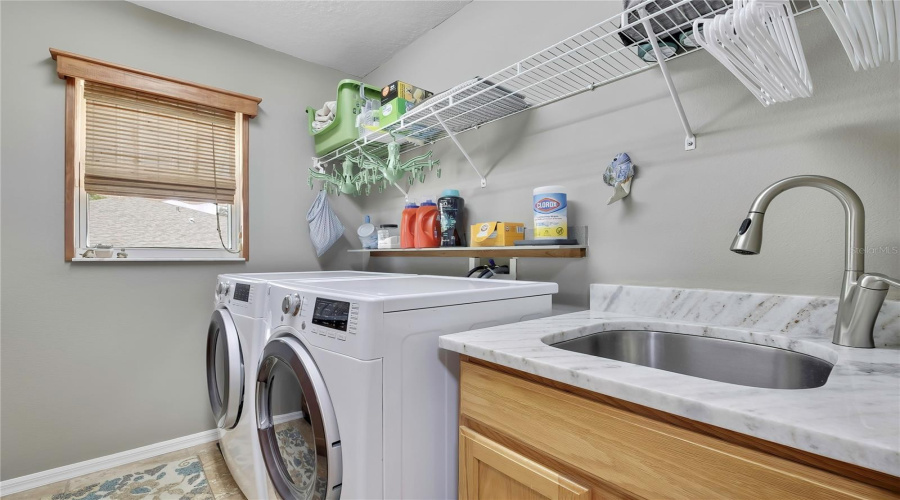 Homosassa, Florida 34448, 4 Bedroom Bedrooms, ,3 Bathroombathrooms,Residential,For Sale,Chive,0,Mfrw7886226