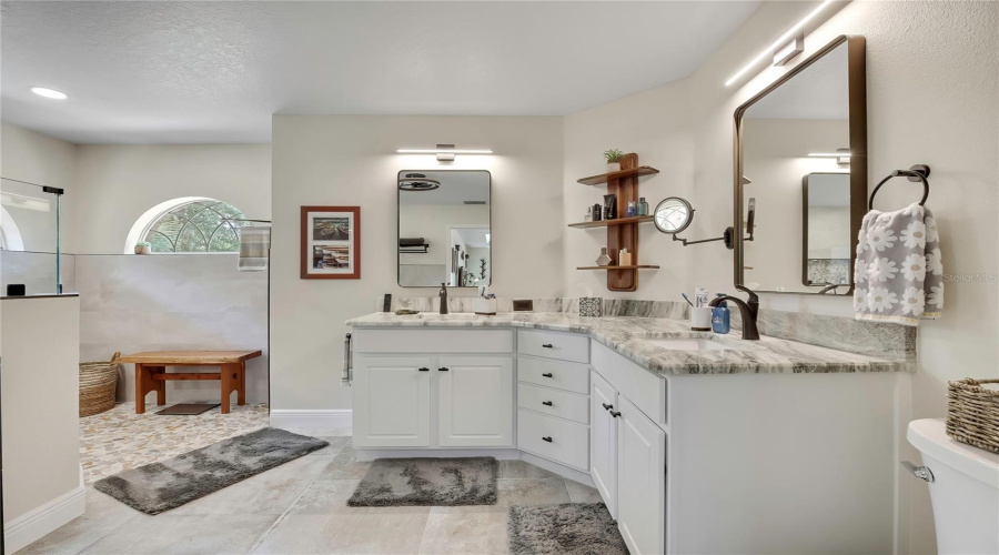 Homosassa, Florida 34448, 4 Bedroom Bedrooms, ,3 Bathroombathrooms,Residential,For Sale,Chive,0,Mfrw7886226