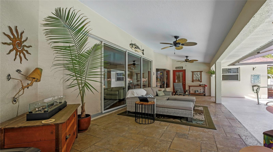 Homosassa, Florida 34448, 4 Bedroom Bedrooms, ,3 Bathroombathrooms,Residential,For Sale,Chive,0,Mfrw7886226