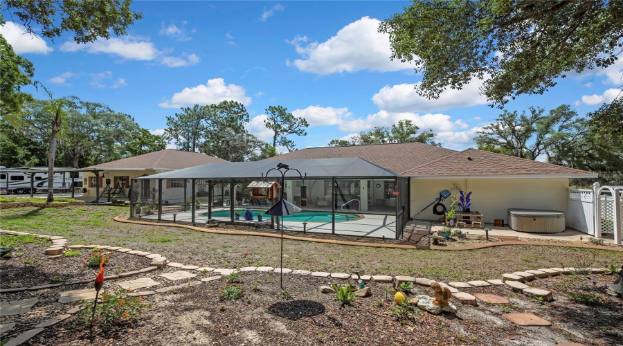 Homosassa, Florida 34448, 4 Bedroom Bedrooms, ,3 Bathroombathrooms,Residential,For Sale,Chive,0,Mfrw7886226