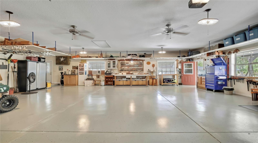 Homosassa, Florida 34448, 4 Bedroom Bedrooms, ,3 Bathroombathrooms,Residential,For Sale,Chive,0,Mfrw7886226