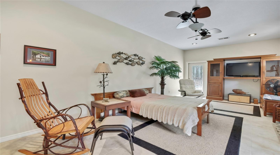 Homosassa, Florida 34448, 4 Bedroom Bedrooms, ,3 Bathroombathrooms,Residential,For Sale,Chive,0,Mfrw7886226