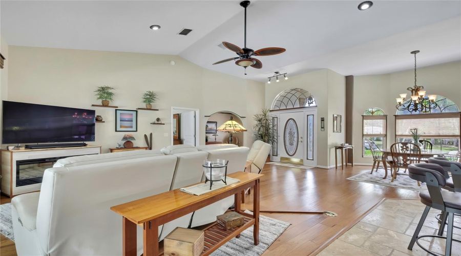 Homosassa, Florida 34448, 4 Bedroom Bedrooms, ,3 Bathroombathrooms,Residential,For Sale,Chive,0,Mfrw7886226