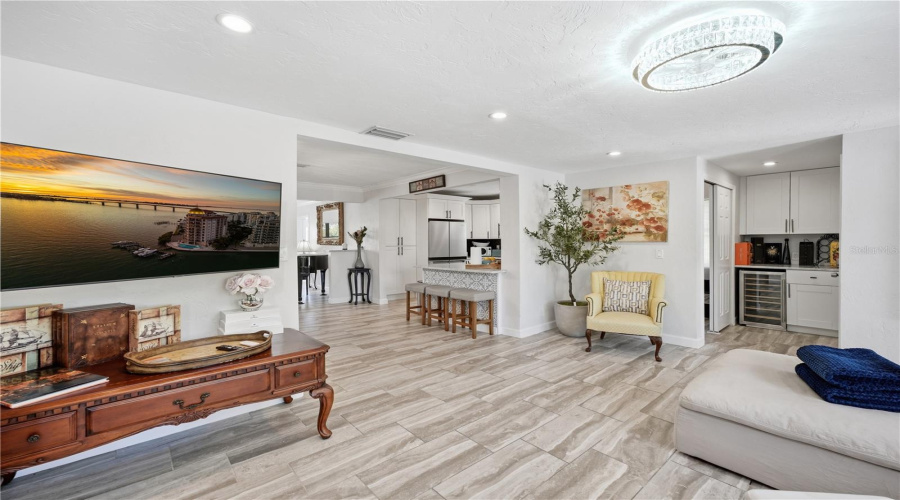 Sarasota, Florida 34234, 3 Bedroom Bedrooms, ,3 Bathroombathrooms,Residential,For Sale,Remington,0,Mfra4702395