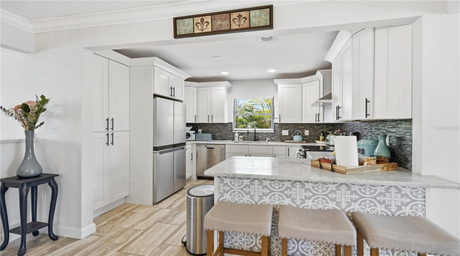 Sarasota, Florida 34234, 3 Bedroom Bedrooms, ,3 Bathroombathrooms,Residential,For Sale,Remington,0,Mfra4702395