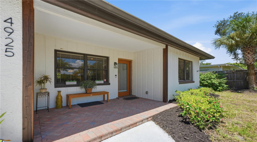 Sarasota, Florida 34234, 3 Bedroom Bedrooms, ,3 Bathroombathrooms,Residential,For Sale,Remington,0,Mfra4702395
