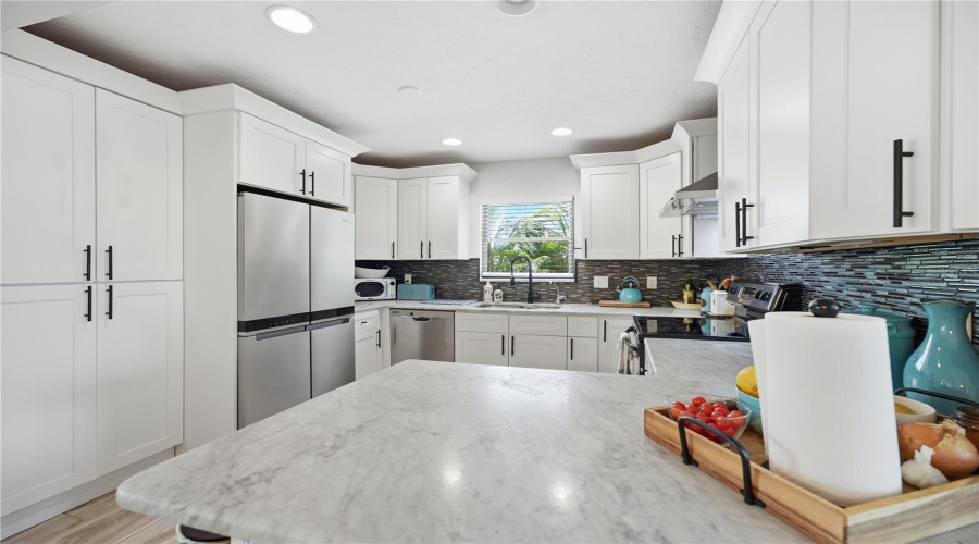 Sarasota, Florida 34234, 3 Bedroom Bedrooms, ,3 Bathroombathrooms,Residential,For Sale,Remington,0,Mfra4702395