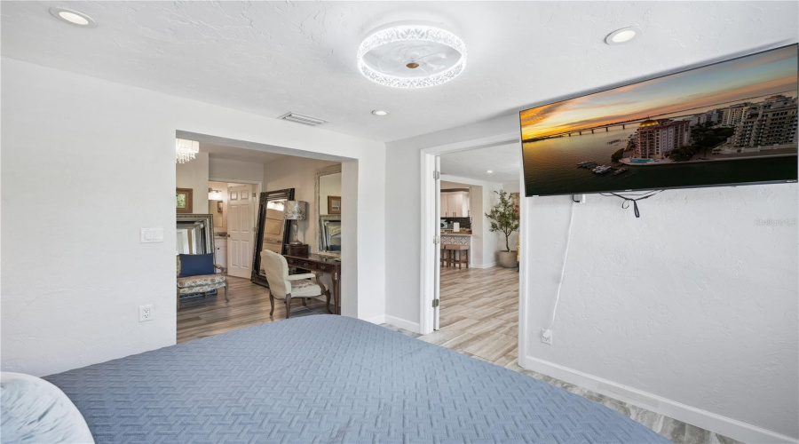 Sarasota, Florida 34234, 3 Bedroom Bedrooms, ,3 Bathroombathrooms,Residential,For Sale,Remington,0,Mfra4702395