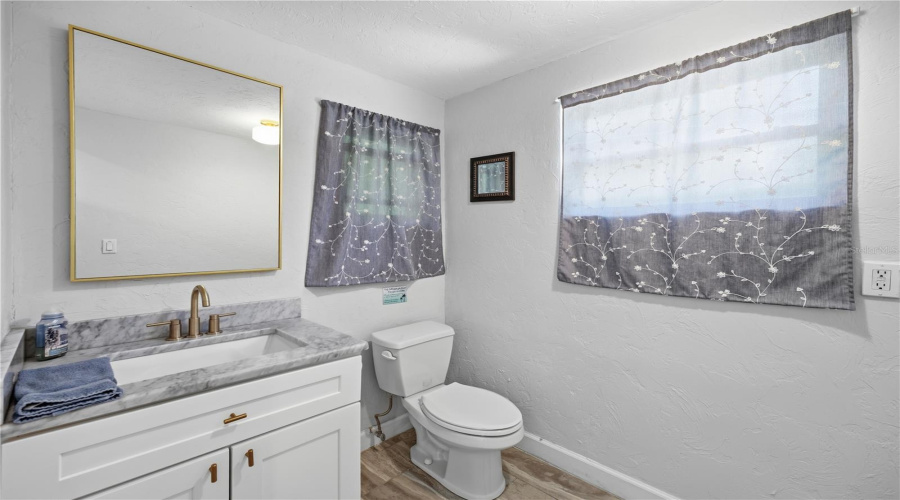 Sarasota, Florida 34234, 3 Bedroom Bedrooms, ,3 Bathroombathrooms,Residential,For Sale,Remington,0,Mfra4702395