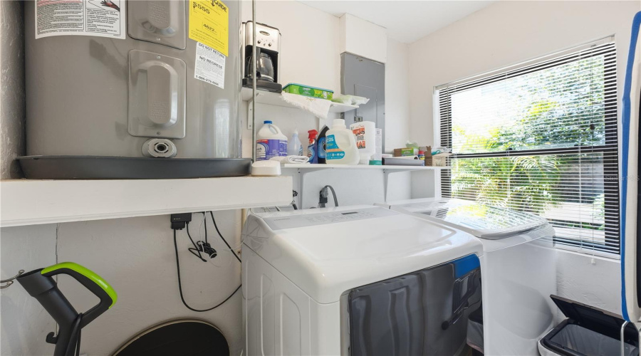 Sarasota, Florida 34234, 3 Bedroom Bedrooms, ,3 Bathroombathrooms,Residential,For Sale,Remington,0,Mfra4702395