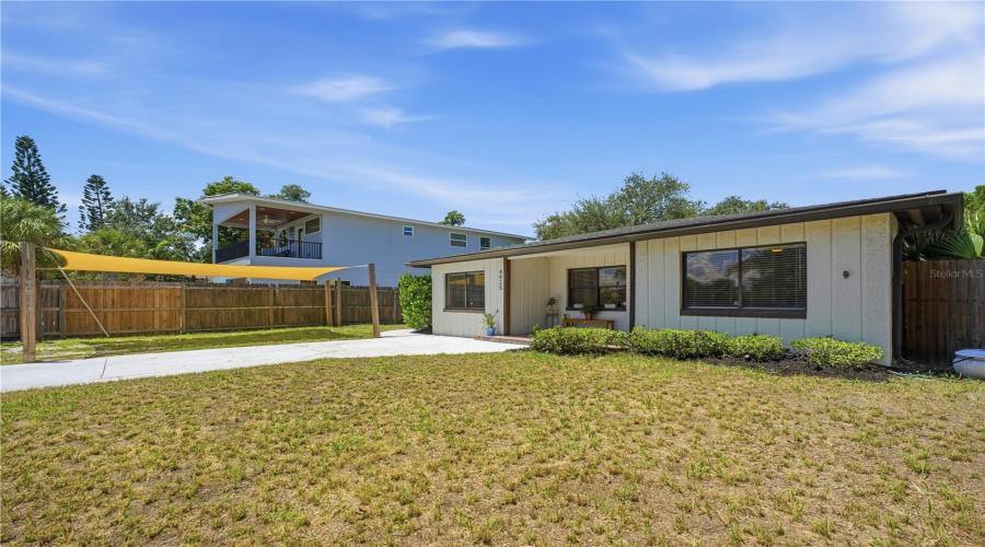 Sarasota, Florida 34234, 3 Bedroom Bedrooms, ,3 Bathroombathrooms,Residential,For Sale,Remington,0,Mfra4702395