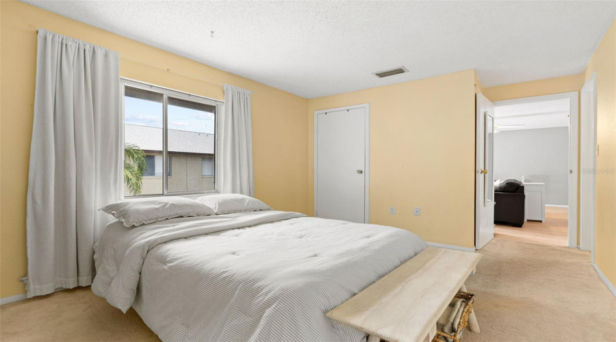 Clearwater, Florida 33764, 1 Bedroom Bedrooms, ,1 Bathroombathrooms,Residential,For Sale,Bay,0,Mfrtb8524380