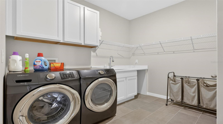 Ruskin, Florida 33570, 4 Bedroom Bedrooms, ,3 Bathroombathrooms,Residential,For Sale,6Th,0,Mfrtb8481858