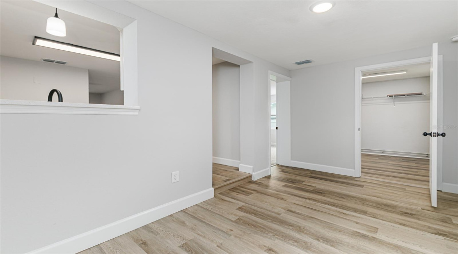 Lakeland, Florida 33801, 3 Bedroom Bedrooms, ,1 Bathroombathrooms,Residential,For Sale,Idlewild,0,Mfrl4964529