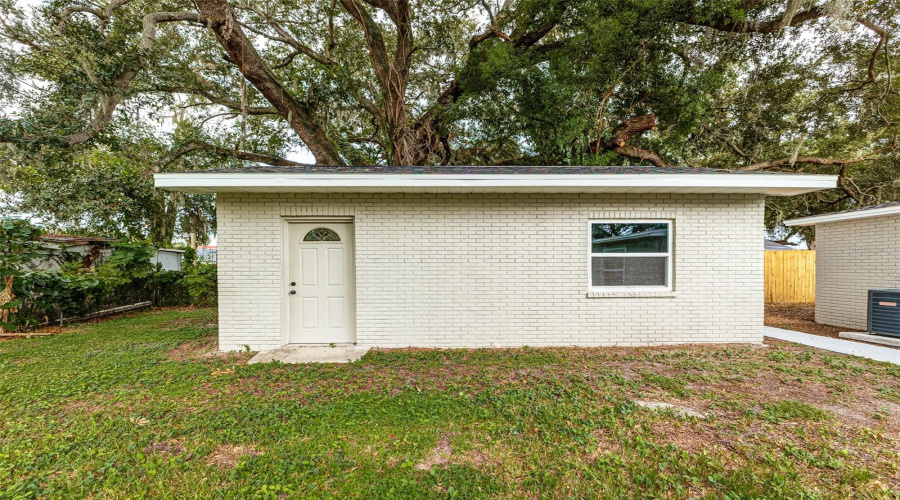 Lakeland, Florida 33801, 3 Bedroom Bedrooms, ,1 Bathroombathrooms,Residential,For Sale,Idlewild,0,Mfrl4964529