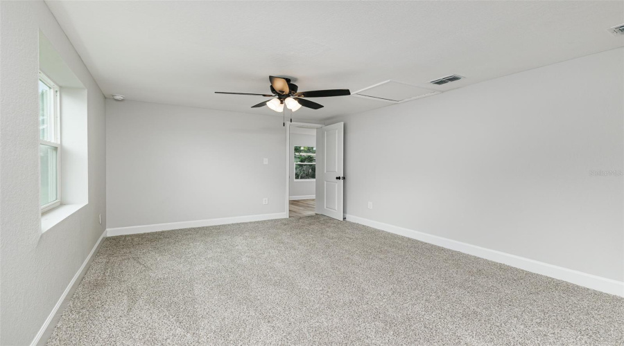 Lakeland, Florida 33801, 3 Bedroom Bedrooms, ,1 Bathroombathrooms,Residential,For Sale,Idlewild,0,Mfrl4964529