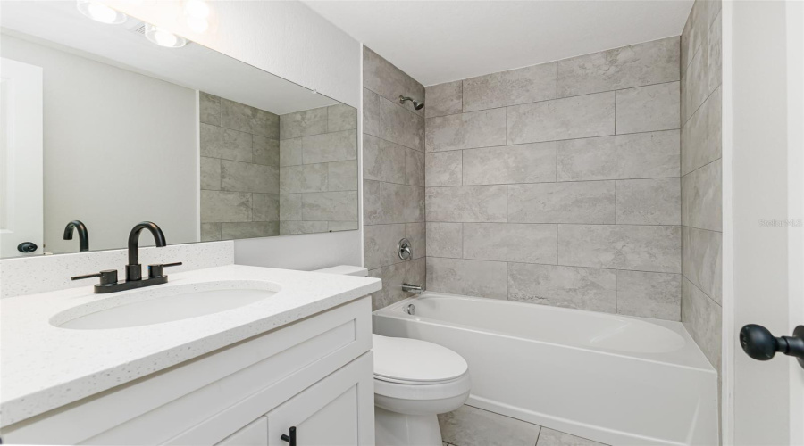 Lakeland, Florida 33801, 3 Bedroom Bedrooms, ,1 Bathroombathrooms,Residential,For Sale,Idlewild,0,Mfrl4964529