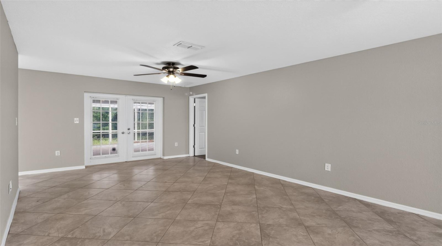 New Port Richey, Florida 34655, 3 Bedroom Bedrooms, ,2 Bathroombathrooms,Residential,For Sale,Via Segovia,0,Mfrtb8523322