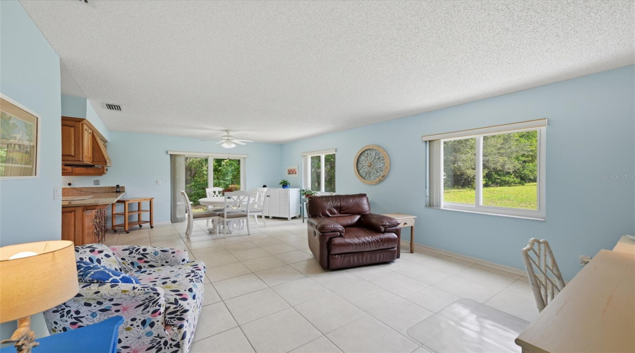Sun City Center, Florida 33573, 2 Bedroom Bedrooms, ,2 Bathroombathrooms,Residential,For Sale,New Bedford,0,Mfrtb8542835