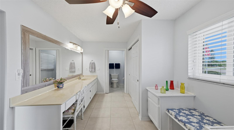 Sun City Center, Florida 33573, 2 Bedroom Bedrooms, ,2 Bathroombathrooms,Residential,For Sale,New Bedford,0,Mfrtb8542835