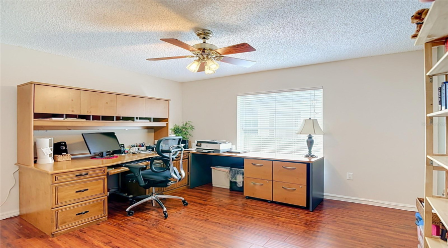 New Port Richey, Florida 34655, 3 Bedroom Bedrooms, ,2 Bathroombathrooms,Residential,For Sale,Craighurst,0,Mfrtb8526609