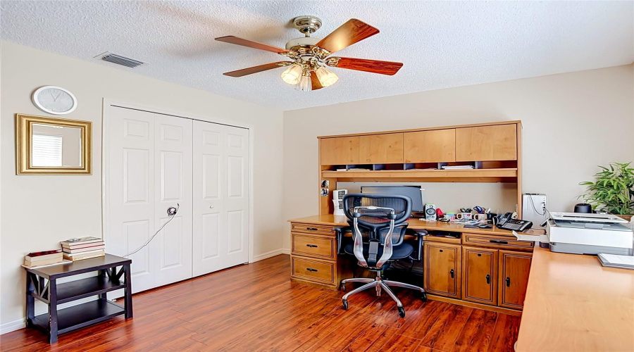 New Port Richey, Florida 34655, 3 Bedroom Bedrooms, ,2 Bathroombathrooms,Residential,For Sale,Craighurst,0,Mfrtb8526609