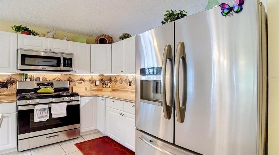 New Port Richey, Florida 34655, 3 Bedroom Bedrooms, ,2 Bathroombathrooms,Residential,For Sale,Craighurst,0,Mfrtb8526609