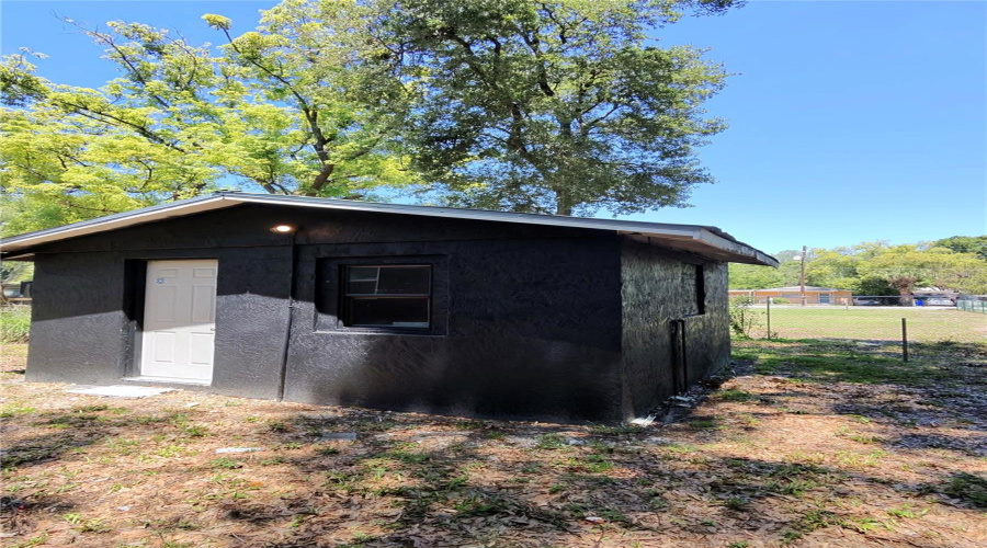 Detached Garage