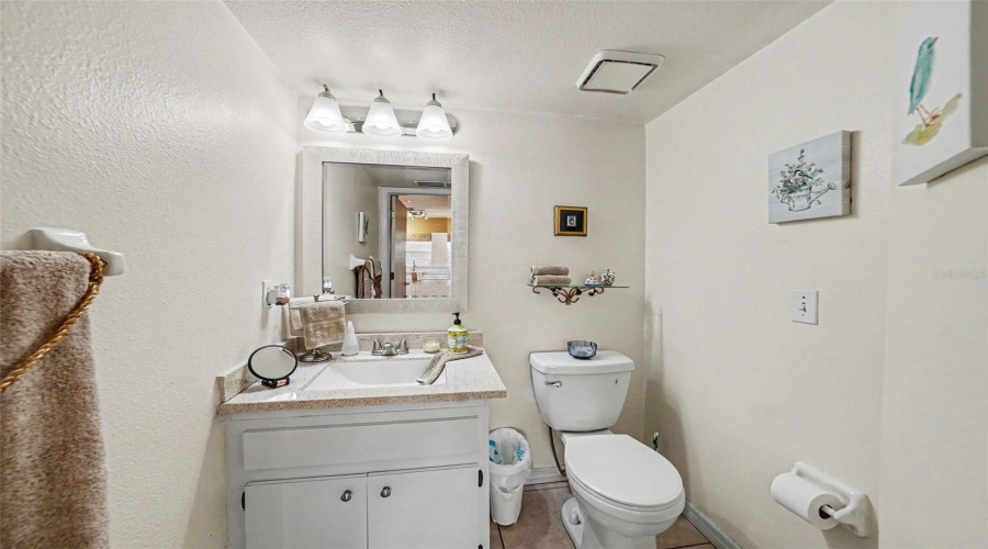 Tampa, Florida 33624, 3 Bedroom Bedrooms, ,2 Bathroombathrooms,Residential,For Sale,Corvette,0,Mfrtb8541754