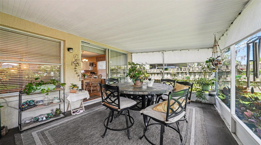 Tampa, Florida 33624, 3 Bedroom Bedrooms, ,2 Bathroombathrooms,Residential,For Sale,Corvette,0,Mfrtb8541754