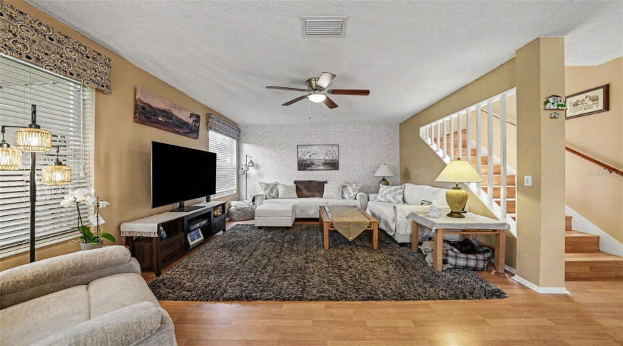 Tampa, Florida 33624, 3 Bedroom Bedrooms, ,2 Bathroombathrooms,Residential,For Sale,Corvette,0,Mfrtb8541754