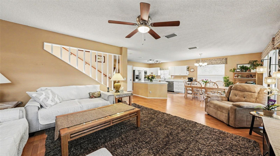 Tampa, Florida 33624, 3 Bedroom Bedrooms, ,2 Bathroombathrooms,Residential,For Sale,Corvette,0,Mfrtb8541754