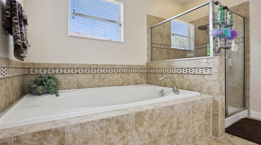 Clermont, Florida 34711, 3 Bedroom Bedrooms, ,3 Bathroombathrooms,Residential,For Sale,Sandy Cay,0,Mfro6403969