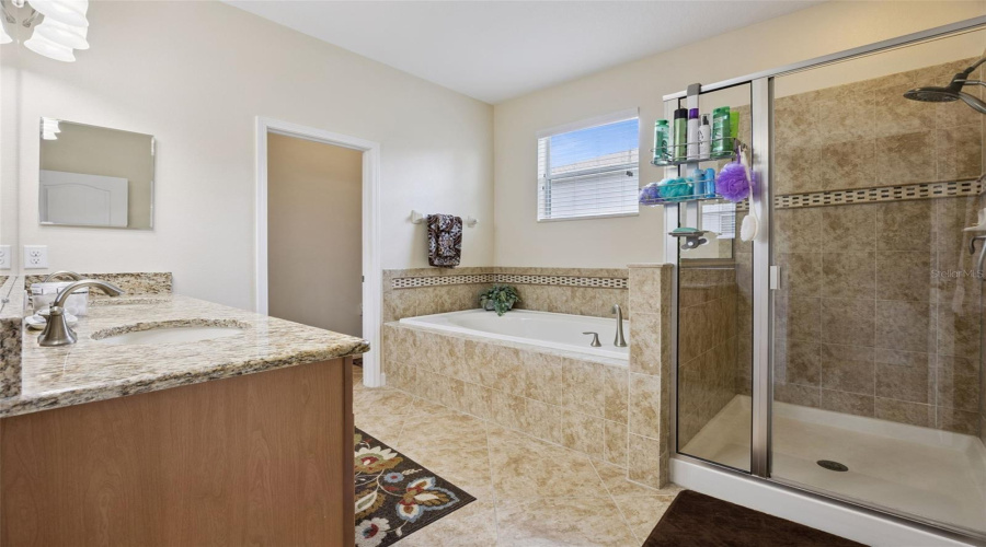 Clermont, Florida 34711, 3 Bedroom Bedrooms, ,3 Bathroombathrooms,Residential,For Sale,Sandy Cay,0,Mfro6403969