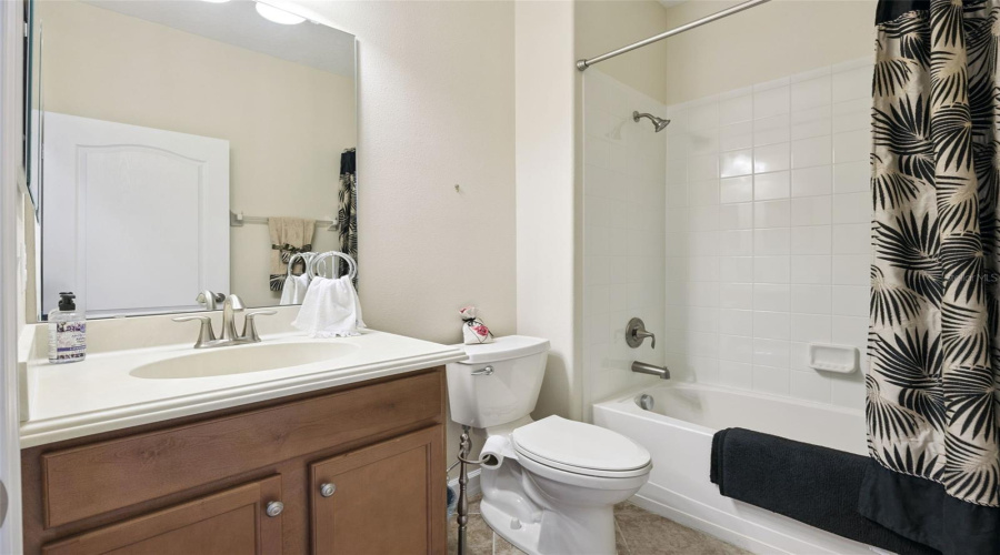 Clermont, Florida 34711, 3 Bedroom Bedrooms, ,3 Bathroombathrooms,Residential,For Sale,Sandy Cay,0,Mfro6403969