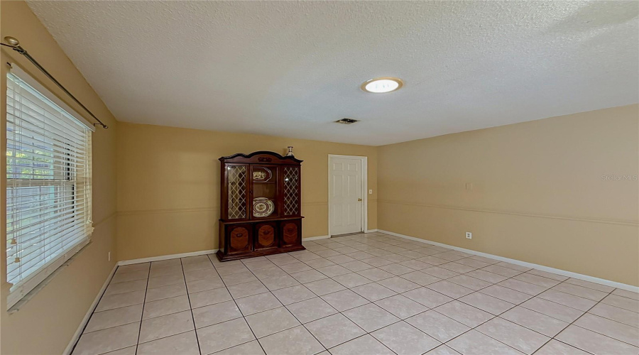 Ocala, Florida 34479, 3 Bedroom Bedrooms, ,2 Bathroombathrooms,Residential,For Sale,32Nd,0,Mfro6436696
