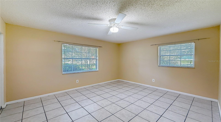 Ocala, Florida 34479, 3 Bedroom Bedrooms, ,2 Bathroombathrooms,Residential,For Sale,32Nd,0,Mfro6436696