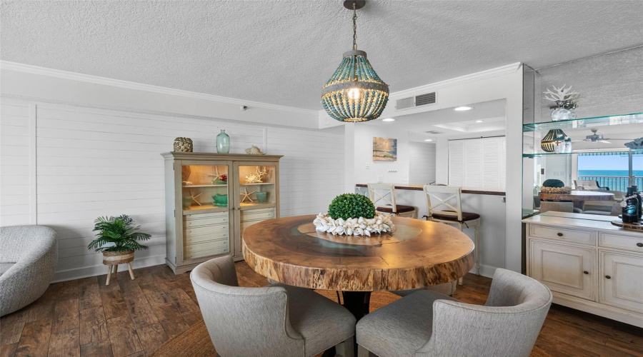 Built In Shelving In Dining