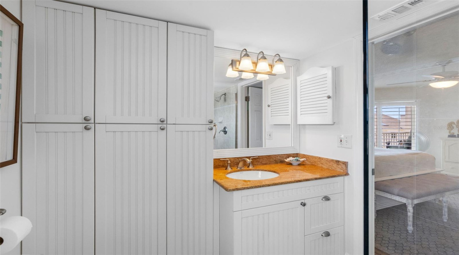 Primary Ensuite Bath With Custom Built Cabinetry