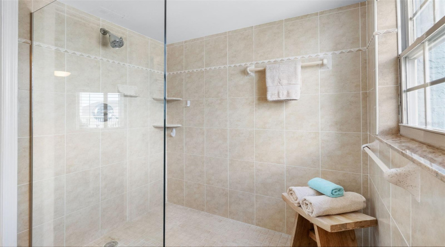 Primary Ensuite Wi Shower