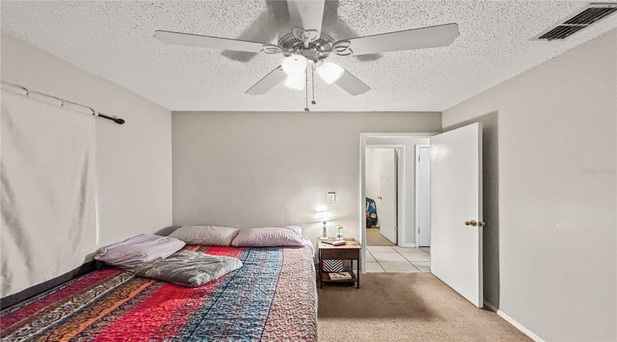 Tampa, Florida 33618, 3 Bedroom Bedrooms, ,2 Bathroombathrooms,Residential,For Sale,Laurel Dale,0,Mfrtb8515914
