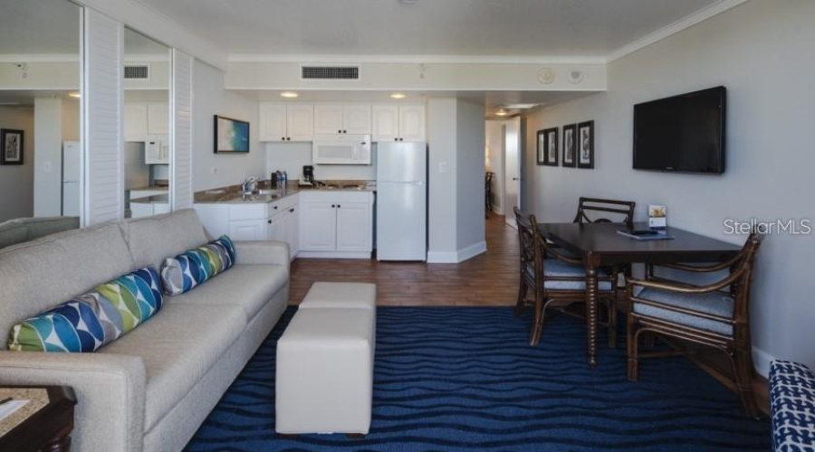 St Pete Beach, Florida 33706, 2 Bedroom Bedrooms, ,2 Bathroombathrooms,Residential,For Sale,Gulf,0,Mfrtb8504443