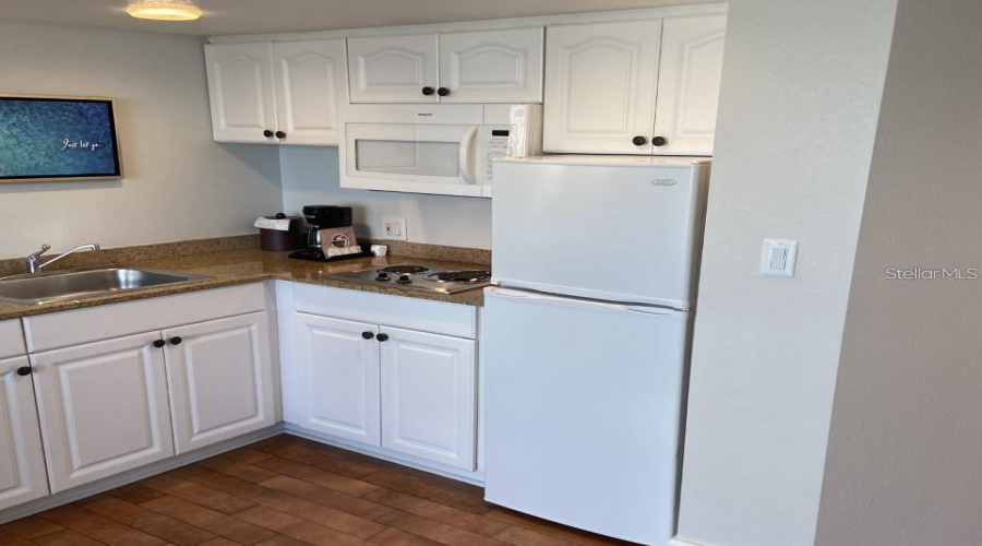 St Pete Beach, Florida 33706, 2 Bedroom Bedrooms, ,2 Bathroombathrooms,Residential,For Sale,Gulf,0,Mfrtb8504443