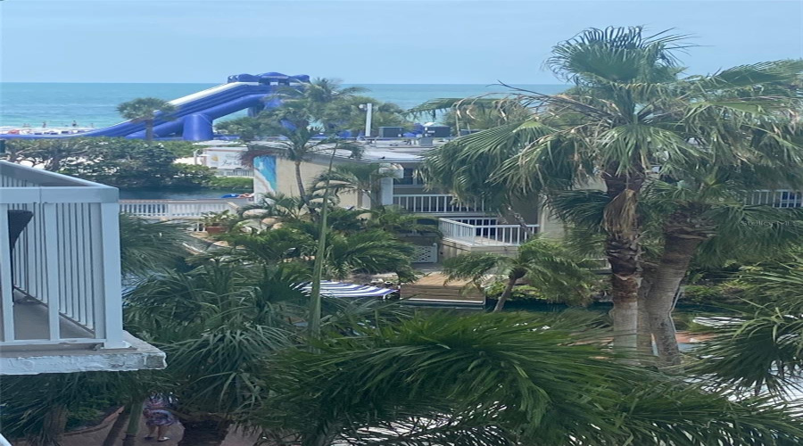 St Pete Beach, Florida 33706, 2 Bedroom Bedrooms, ,2 Bathroombathrooms,Residential,For Sale,Gulf,0,Mfrtb8504443