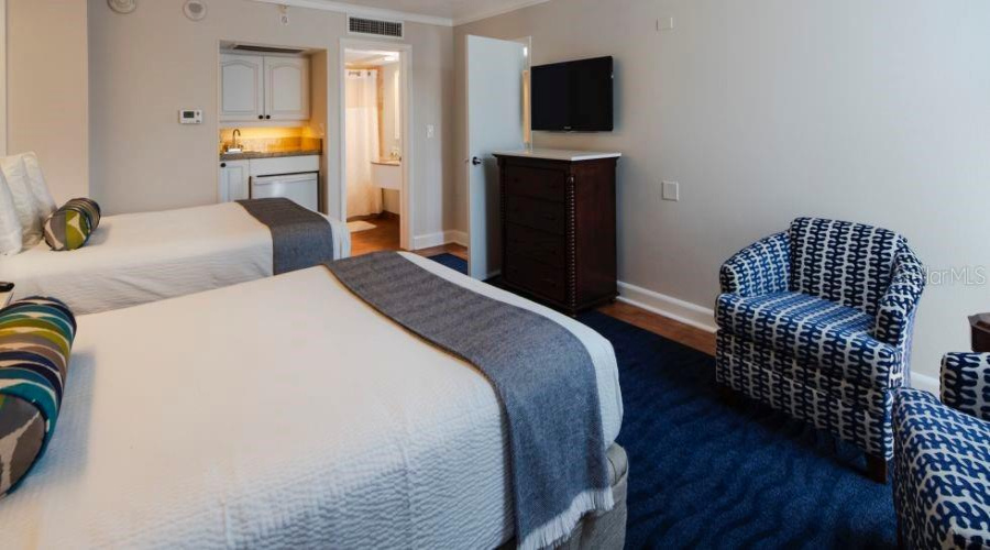 St Pete Beach, Florida 33706, 2 Bedroom Bedrooms, ,2 Bathroombathrooms,Residential,For Sale,Gulf,0,Mfrtb8504443