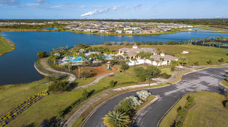 Riverview, Florida 33579, 4 Bedroom Bedrooms, ,3 Bathroombathrooms,Residential,For Sale,Fairlawn,0,Mfrtb8541082