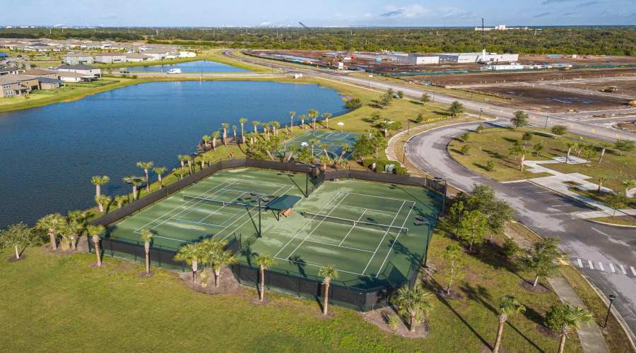 Riverview, Florida 33579, 4 Bedroom Bedrooms, ,3 Bathroombathrooms,Residential,For Sale,Fairlawn,0,Mfrtb8541082