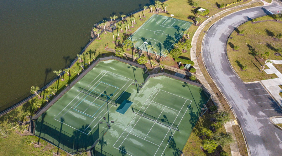 Riverview, Florida 33579, 4 Bedroom Bedrooms, ,3 Bathroombathrooms,Residential,For Sale,Fairlawn,0,Mfrtb8541082