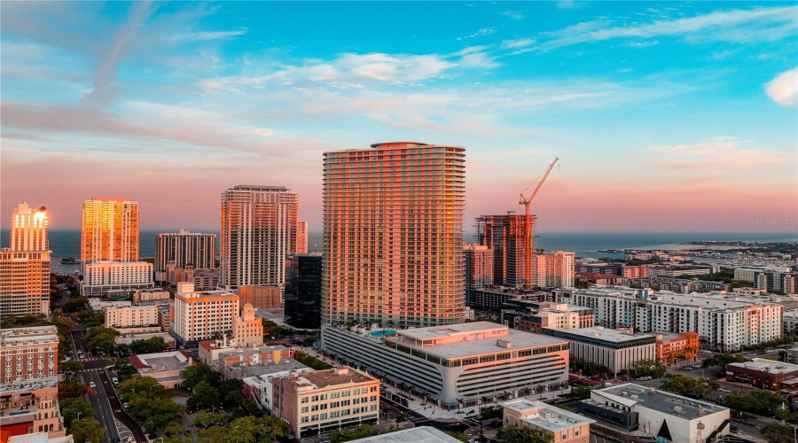 Residences At 400 Central