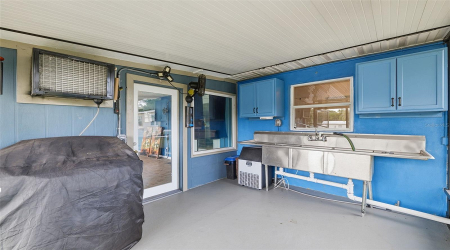 Polk City, Florida 33868, 3 Bedroom Bedrooms, ,2 Bathroombathrooms,Residential,For Sale,Waterview,0,Mfrl4962372